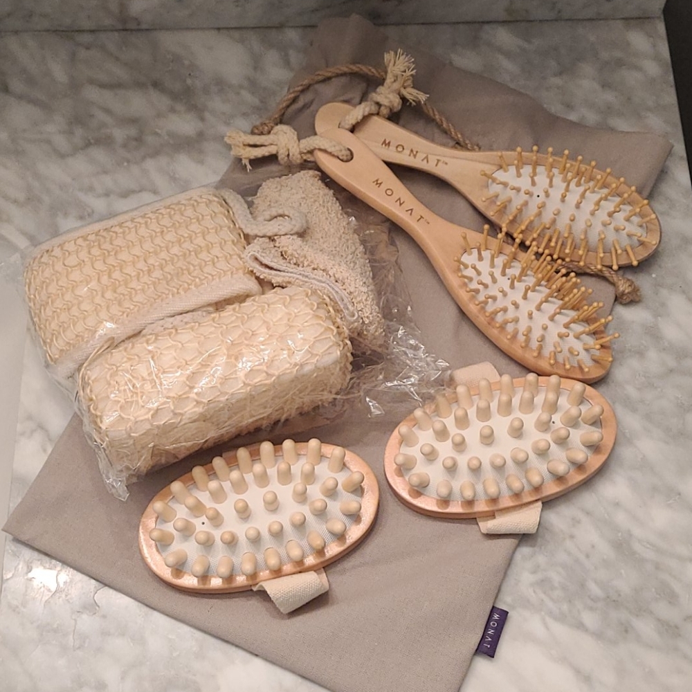 Monat Spa kit